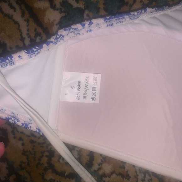 Floral string bikini set (both top and bottom) - Picture 6 of 10